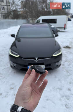 Внедорожник / Кроссовер Tesla Model X 2019 в Ровно