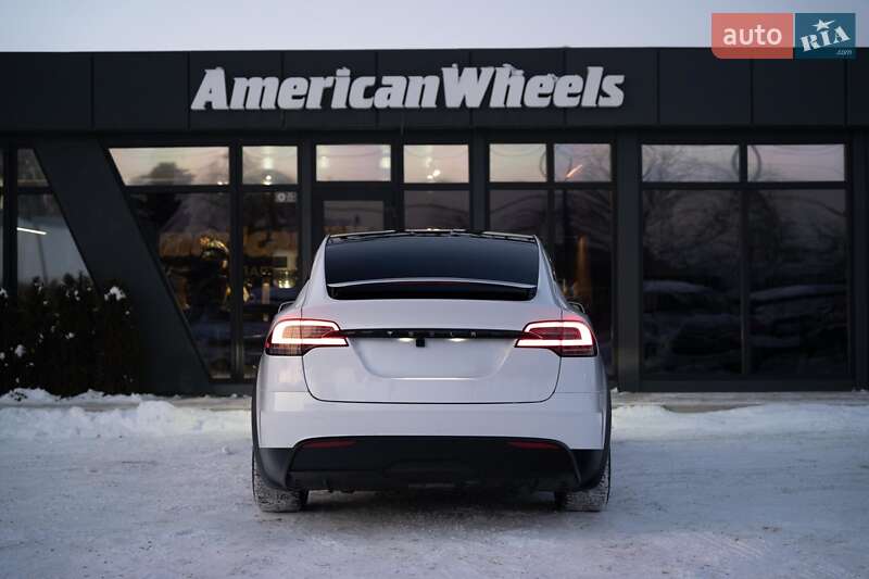 Внедорожник / Кроссовер Tesla Model X 2023 в Черновцах