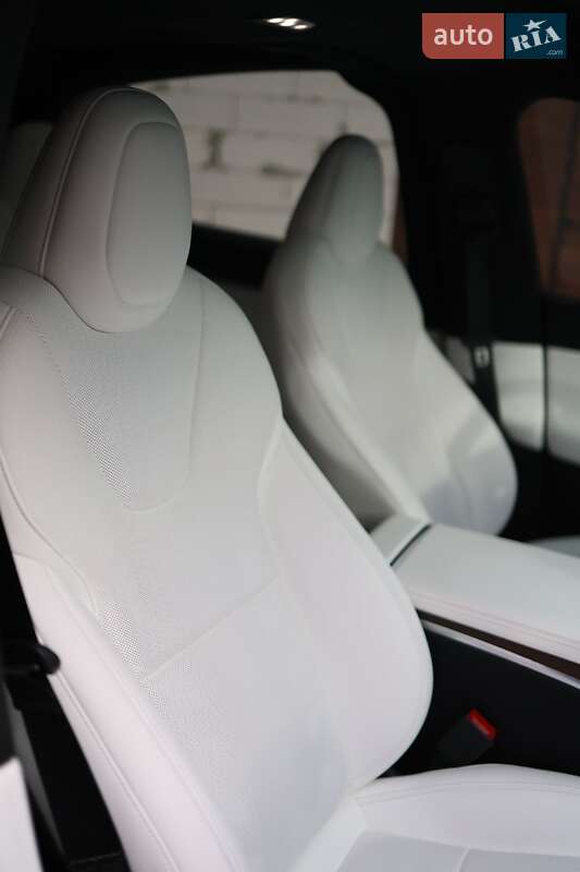 Позашляховик / Кросовер Tesla Model X 2023 в Дніпрі