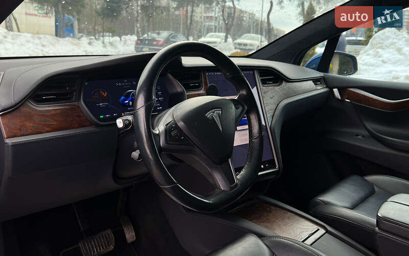 Внедорожник / Кроссовер Tesla Model X 2019 в Львове