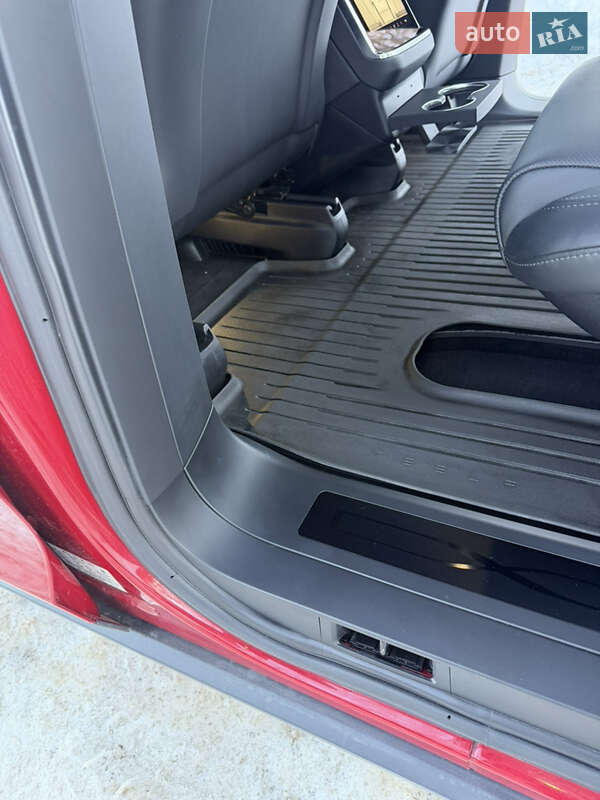 Позашляховик / Кросовер Tesla Model X 2022 в Тернополі