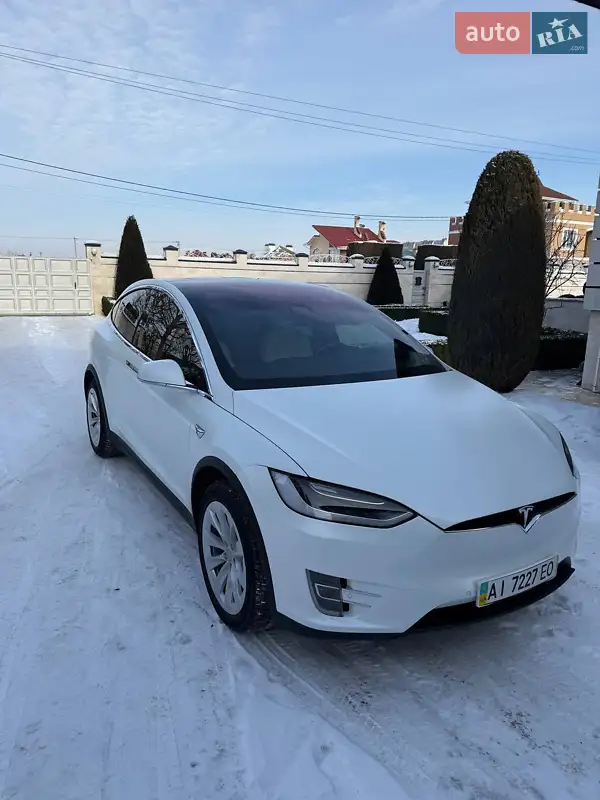 Tesla Model X