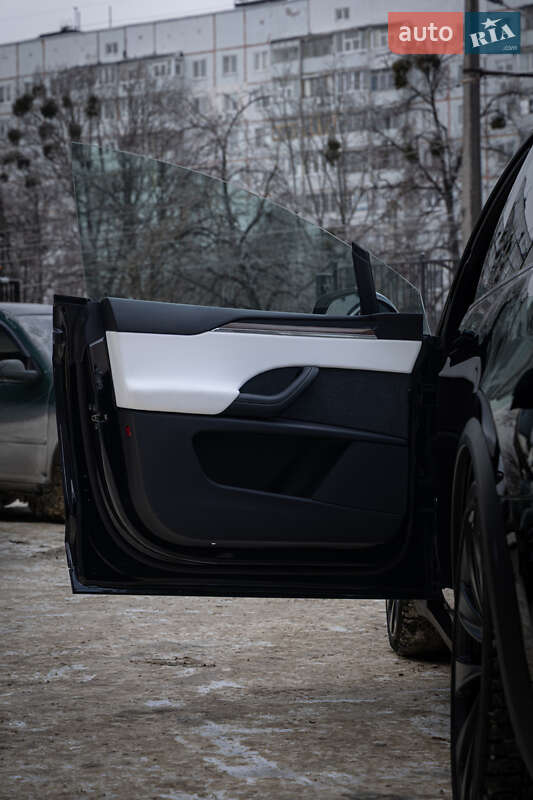 Внедорожник / Кроссовер Tesla Model X 2022 в Харькове