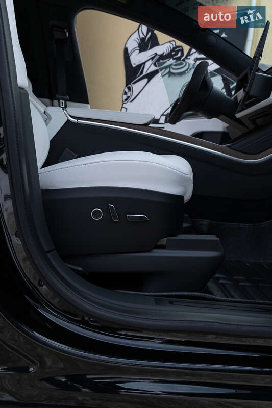 Внедорожник / Кроссовер Tesla Model X 2022 в Харькове