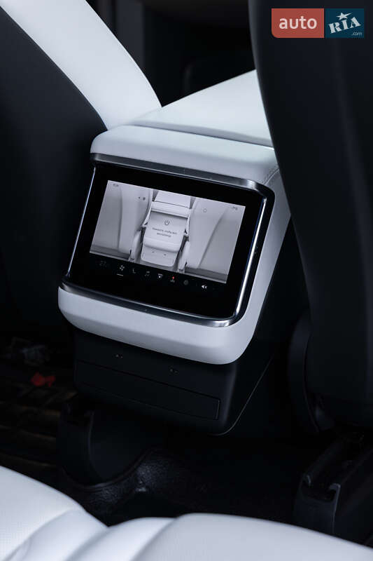 Внедорожник / Кроссовер Tesla Model X 2022 в Харькове