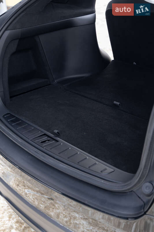 Внедорожник / Кроссовер Tesla Model X 2022 в Харькове