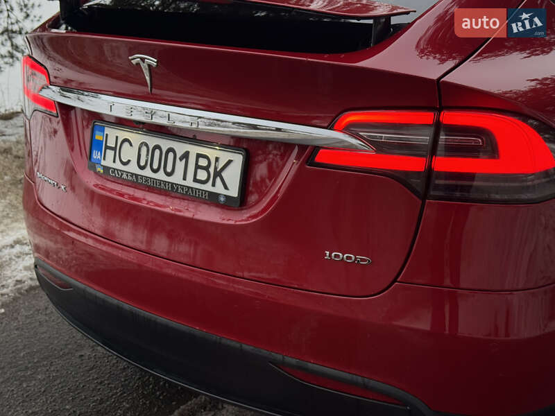 Внедорожник / Кроссовер Tesla Model X 2017 в Львове