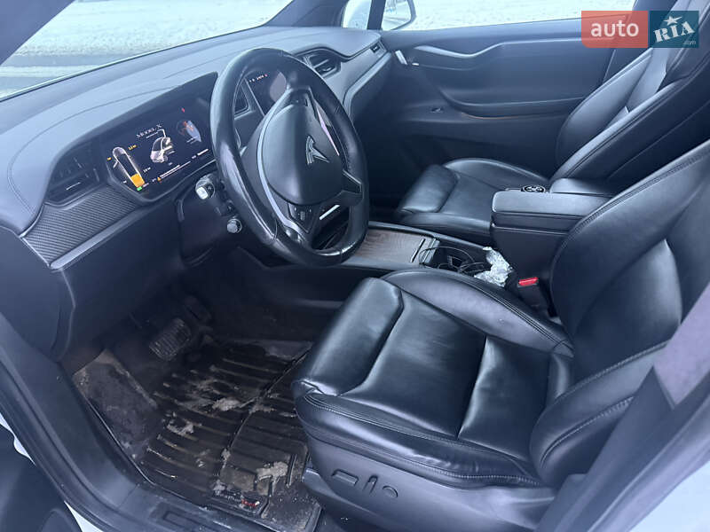 Внедорожник / Кроссовер Tesla Model X 2020 в Киеве