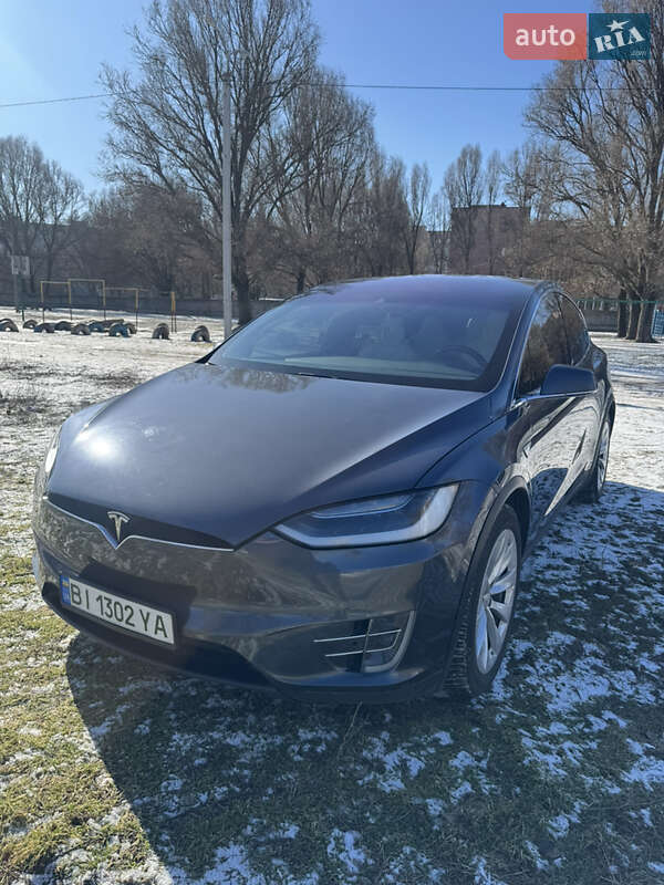 Внедорожник / Кроссовер Tesla Model X 2016 в Днепре
