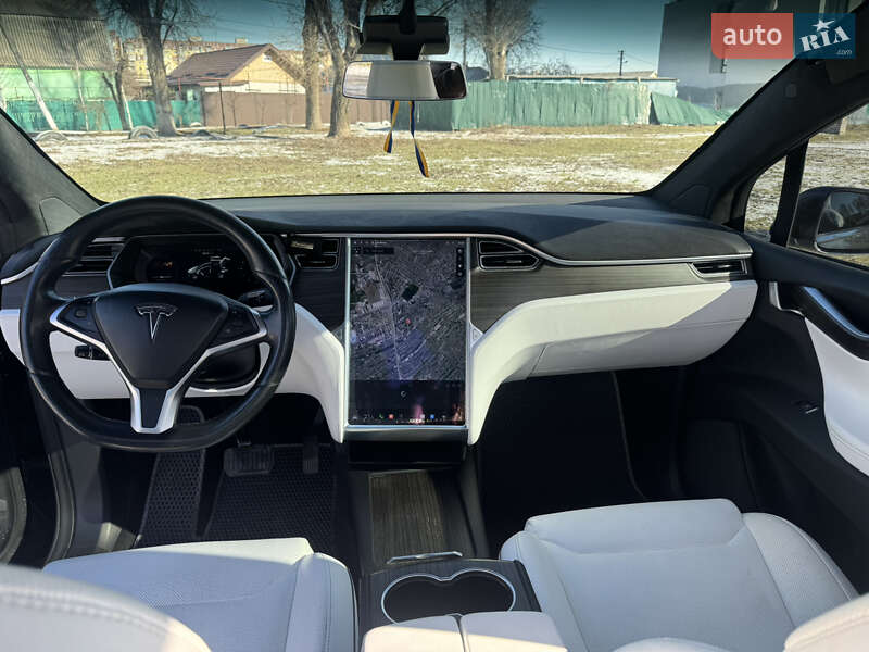 Внедорожник / Кроссовер Tesla Model X 2016 в Днепре