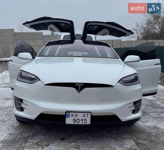 Позашляховик / Кросовер Tesla Model X 2018 в Києві фото 15 Позашляховик / Кросовер Tesla Model X 2018 в Києві