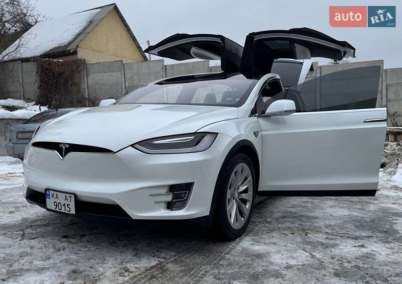Позашляховик / Кросовер Tesla Model X 2018 в Києві фото 18 Позашляховик / Кросовер Tesla Model X 2018 в Києві