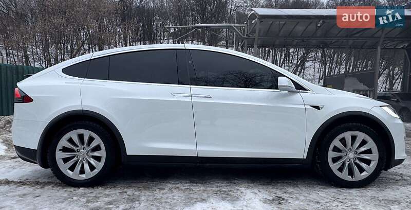 Позашляховик / Кросовер Tesla Model X 2018 в Києві фото 12 Позашляховик / Кросовер Tesla Model X 2018 в Києві