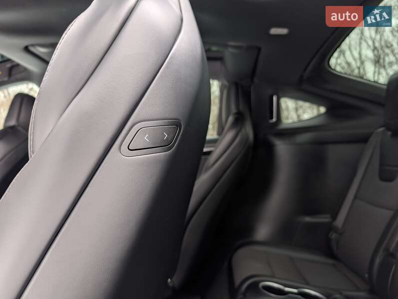 Позашляховик / Кросовер Tesla Model X 2017 в Києві фото 27 Позашляховик / Кросовер Tesla Model X 2017 в Києві