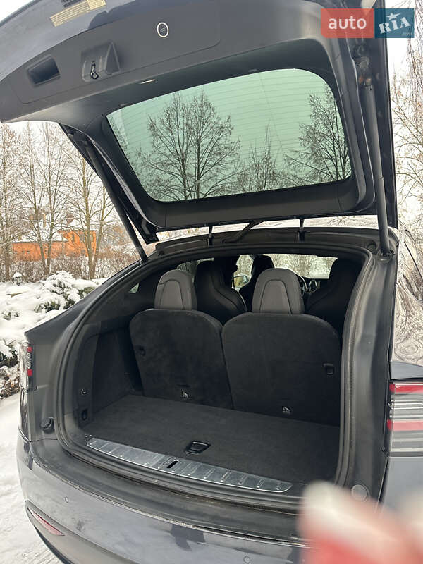 Позашляховик / Кросовер Tesla Model X 2018 в Києві