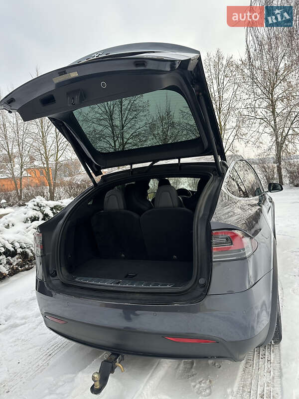 Позашляховик / Кросовер Tesla Model X 2018 в Києві