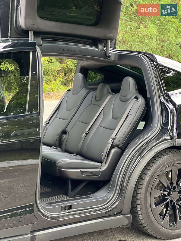 Позашляховик / Кросовер Tesla Model X 2017 в Кременчуці фото 15 Позашляховик / Кросовер Tesla Model X 2017 в Кременчуці