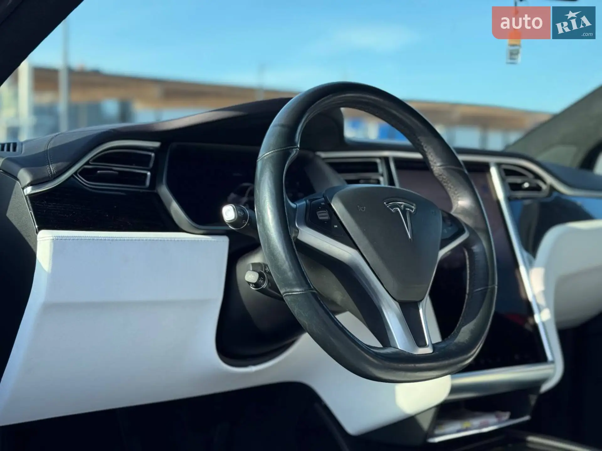 2017 Tesla Model X - мініатюра 13
