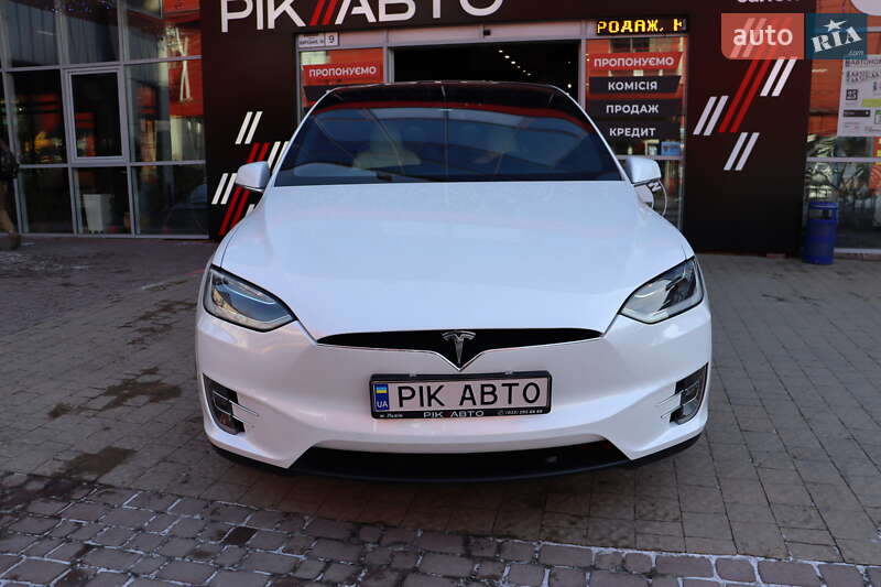Внедорожник / Кроссовер Tesla Model X 2019 в Львове