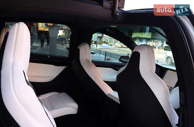 Внедорожник / Кроссовер Tesla Model X 2019 в Львове