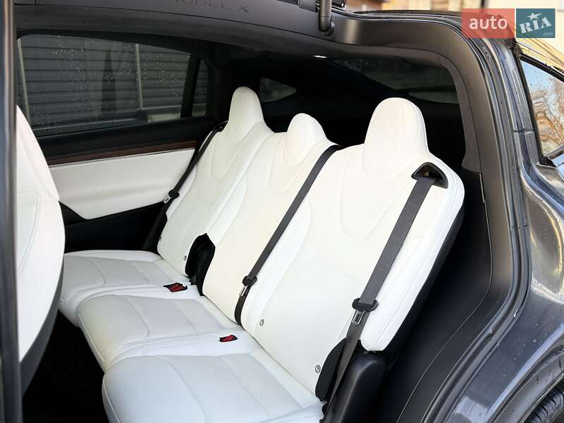 Внедорожник / Кроссовер Tesla Model X 2022 в Черновцах