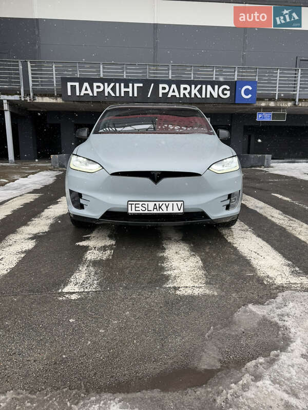 2018 Tesla Model-X, VIN 5YJXCCE2XJF126418:plate — фото 1 (autoria)