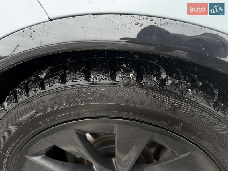 Внедорожник / Кроссовер Tesla Model X 2018 в Киеве