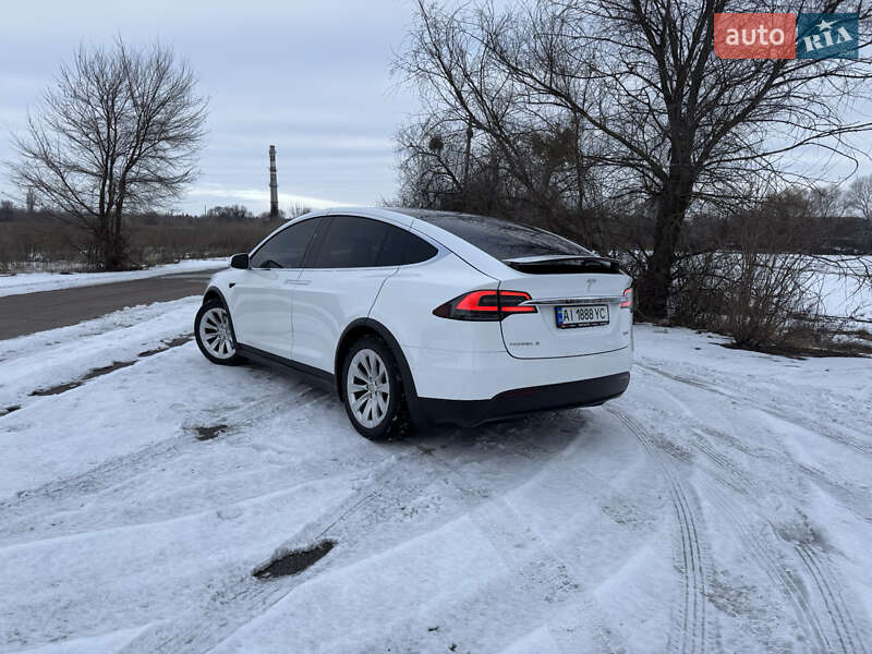 Внедорожник / Кроссовер Tesla Model X 2018 в Киеве