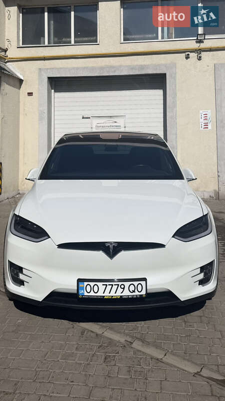 Позашляховик / Кросовер Tesla Model X 2020 в Одесі фото 2 Позашляховик / Кросовер Tesla Model X 2020 в Одесі
