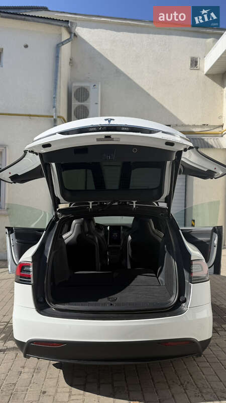Позашляховик / Кросовер Tesla Model X 2020 в Одесі фото 11 Позашляховик / Кросовер Tesla Model X 2020 в Одесі