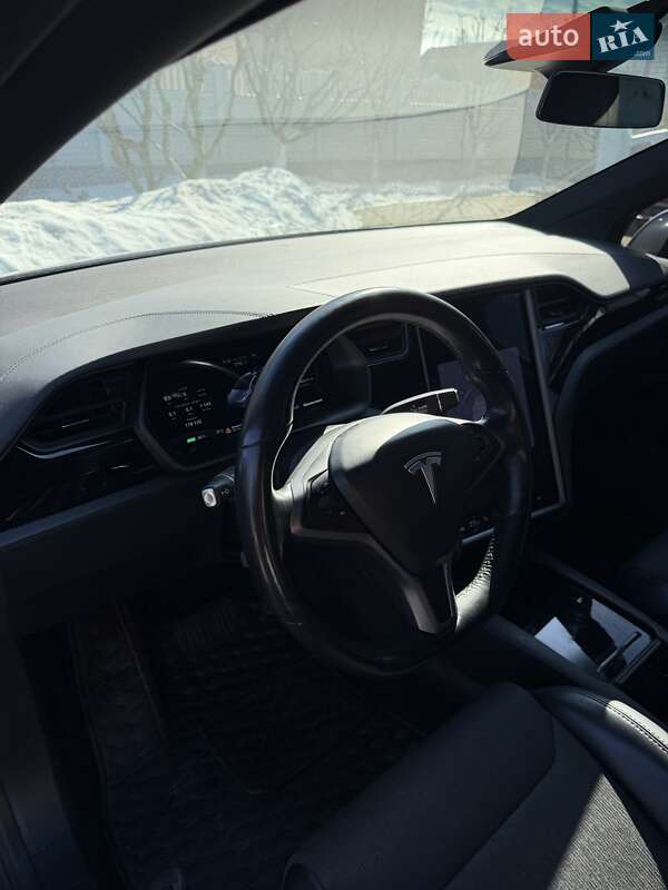 Внедорожник / Кроссовер Tesla Model X 2018 в Житомире