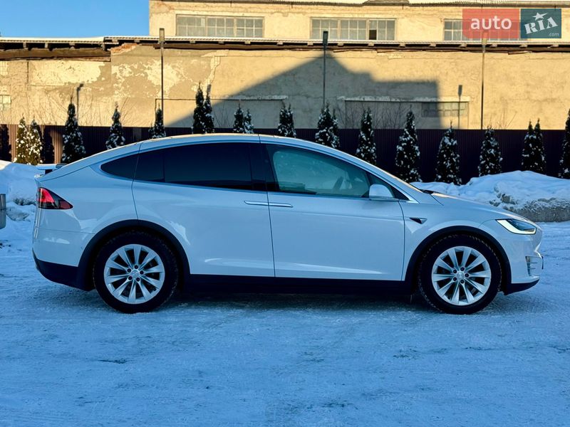 Внедорожник / Кроссовер Tesla Model X 2017 в Тернополе