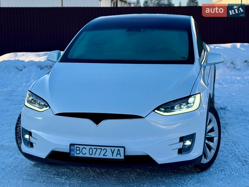 Внедорожник / Кроссовер Tesla Model X 2017 в Тернополе