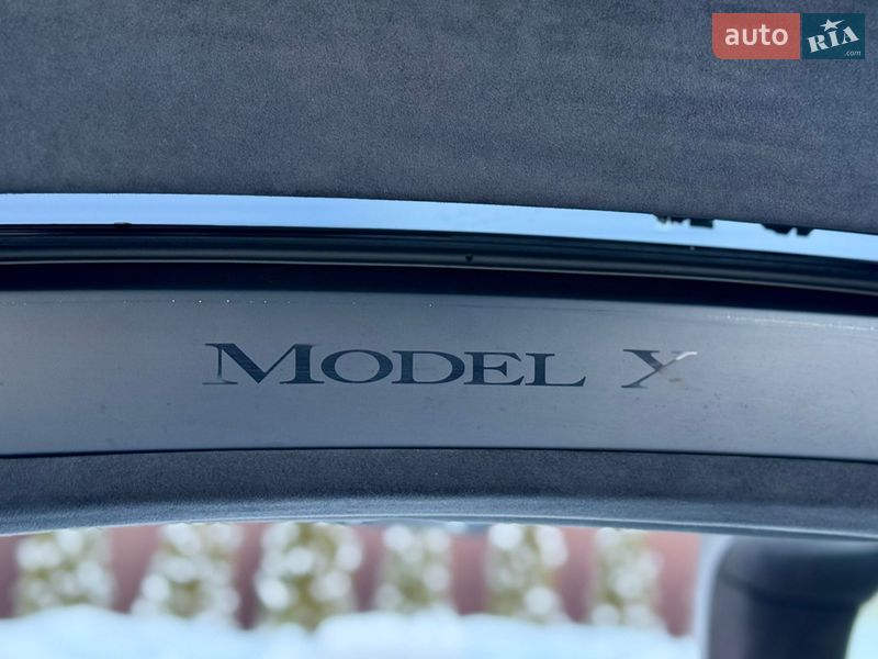 Внедорожник / Кроссовер Tesla Model X 2017 в Тернополе