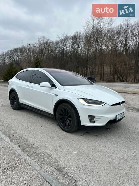 Внедорожник / Кроссовер Tesla Model X 2018 в Днепре