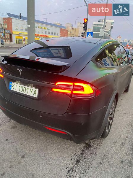 Внедорожник / Кроссовер Tesla Model X 2017 в Киеве