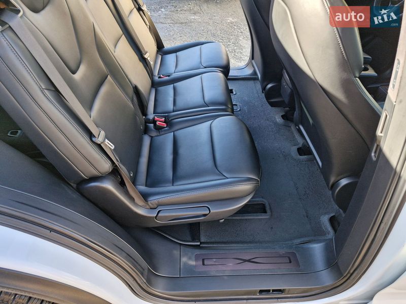 Внедорожник / Кроссовер Tesla Model X 2019 в Виннице