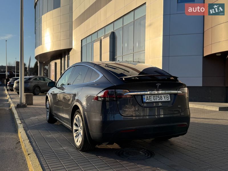 Внедорожник / Кроссовер Tesla Model X 2016 в Днепре