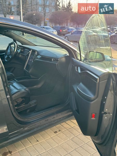 Внедорожник / Кроссовер Tesla Model X 2016 в Днепре