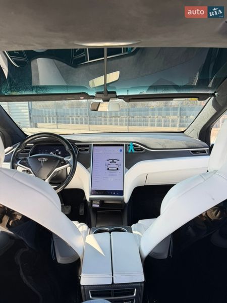 Внедорожник / Кроссовер Tesla Model X 2016 в Львове