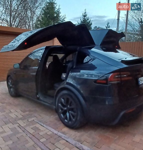 Позашляховик / Кросовер Tesla Model X 2024 в Одесі
