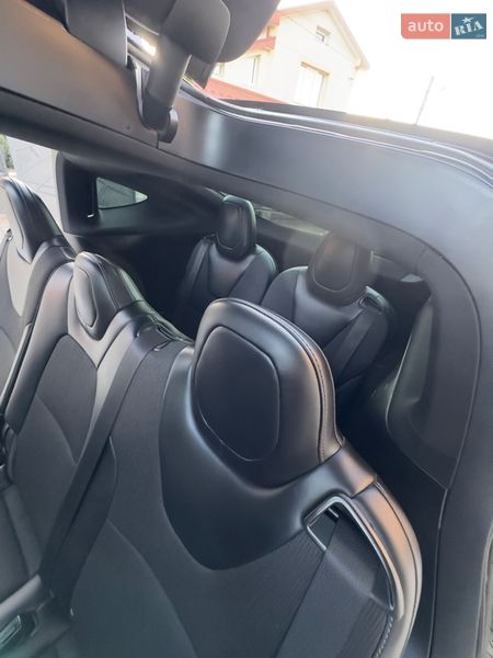 Позашляховик / Кросовер Tesla Model X 2018 в Івано-Франківську