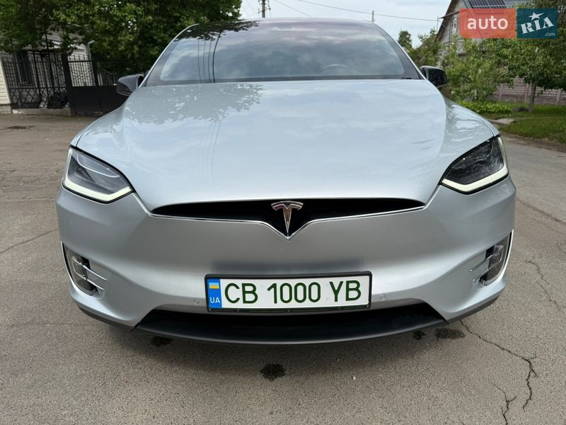 Внедорожник / Кроссовер Tesla Model X 2016 в Чернигове