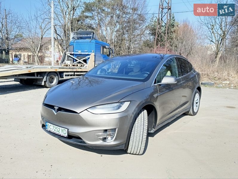 Внедорожник / Кроссовер Tesla Model X 2015 в Львове