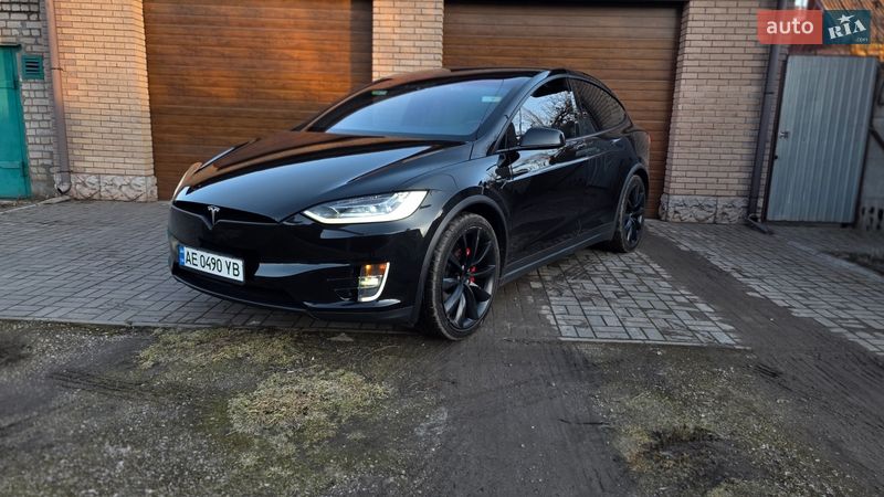 Tesla Model X 2017