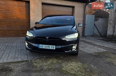 Позашляховик / Кросовер Tesla Model X 2017 в Кривому Розі