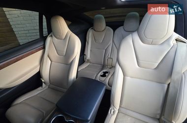Позашляховик / Кросовер Tesla Model X 2017 в Кривому Розі