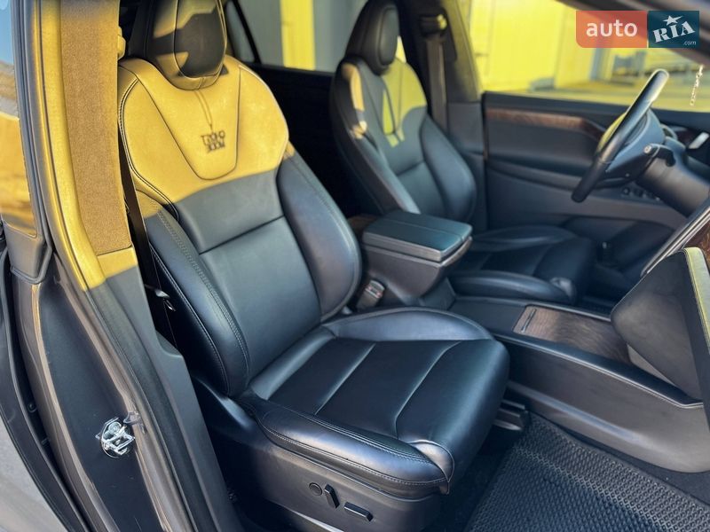 Позашляховик / Кросовер Tesla Model X 2020 в Києві
