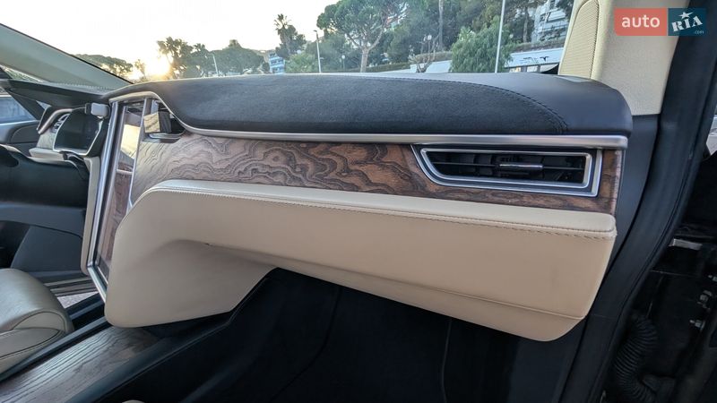 Внедорожник / Кроссовер Tesla Model X 2016 в Днепре