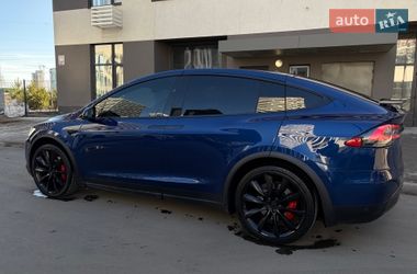 Позашляховик / Кросовер Tesla Model X 2019 в Києві